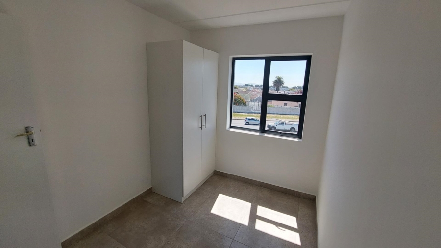 2 Bedroom Property for Sale in Ottery East Western Cape